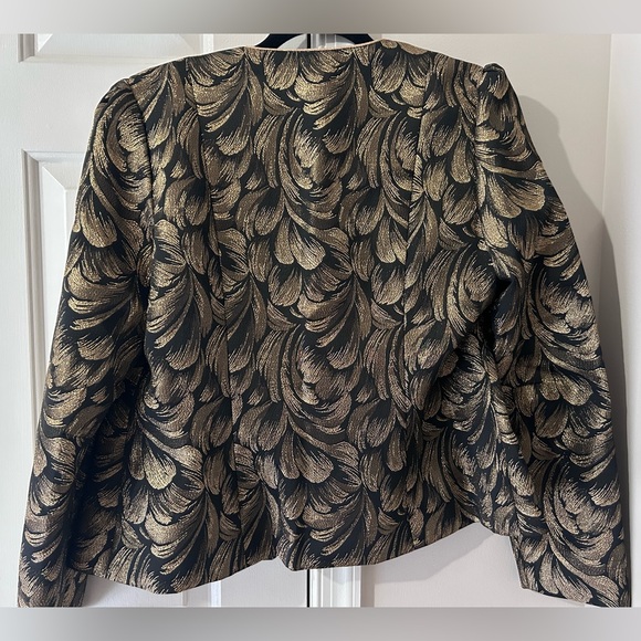 Anne Klein gold jacket - Picture 2 of 4